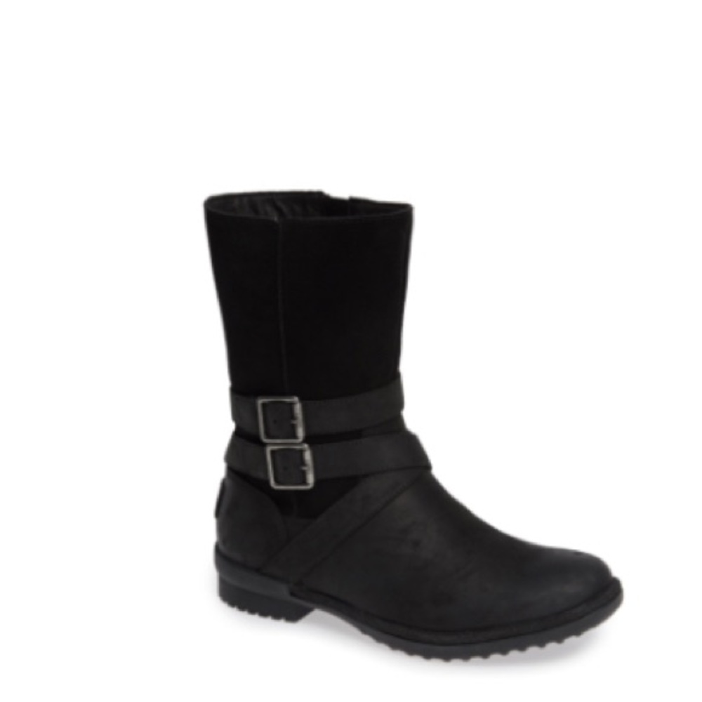 UGG Lorna waterproof boots